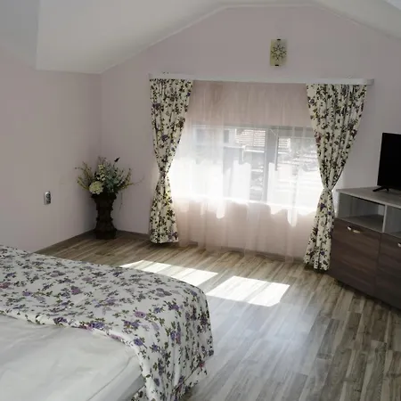 Family Neliya 3* Velingrad
