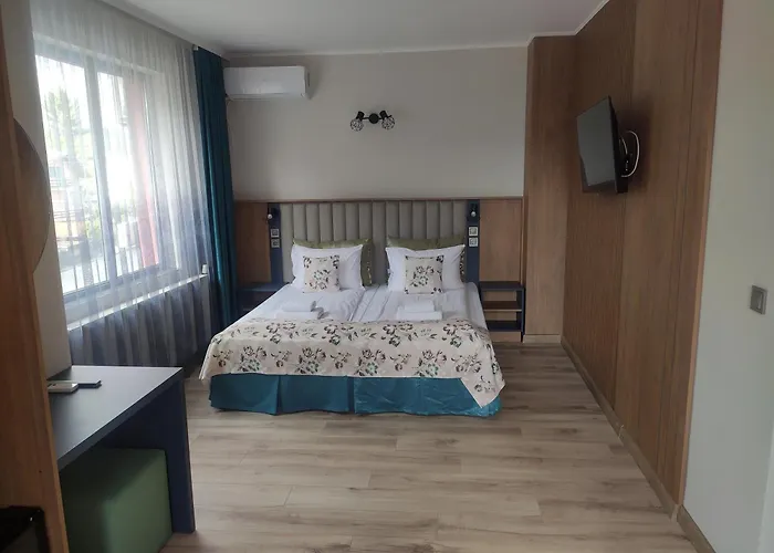 Family Neliya Konukevi